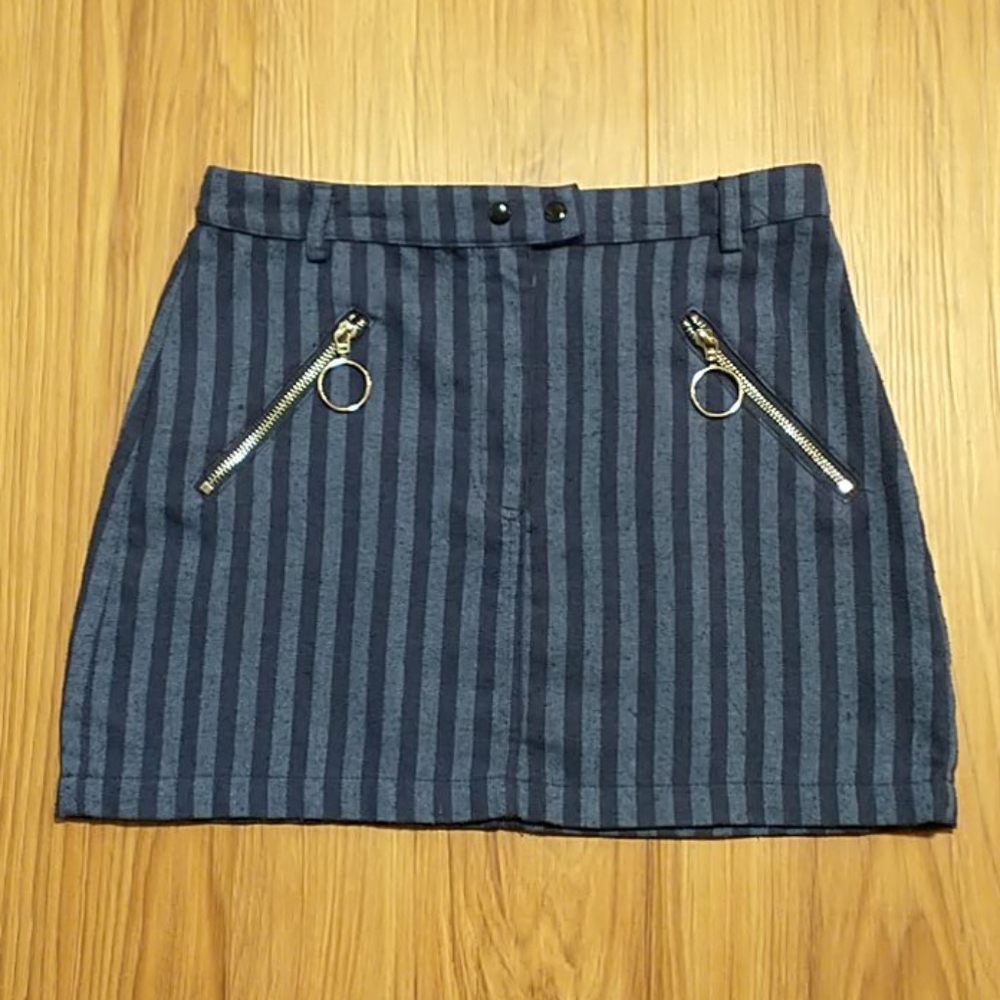 Nectar Clothing Pinstripes Skirt Size M